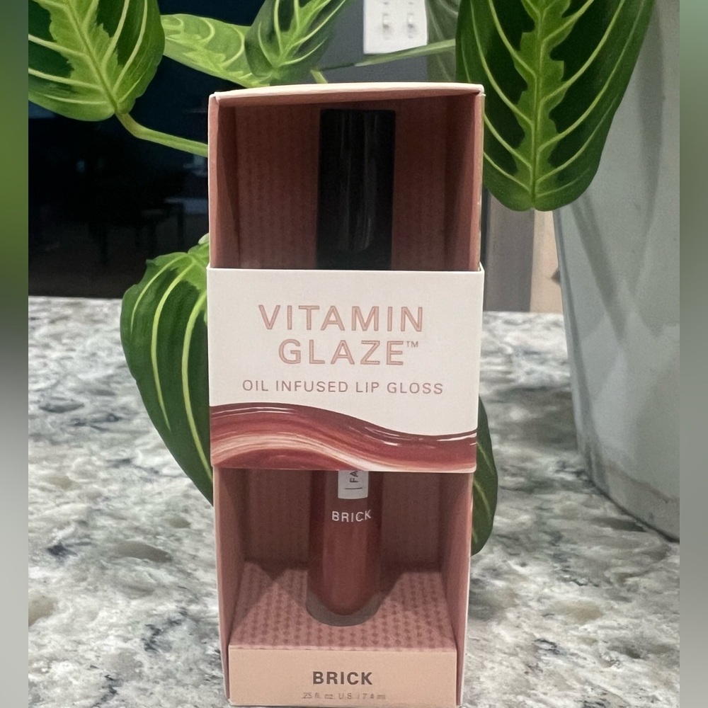 Farmhouse Fresh Vitamin Glaze Lip Gloss - Brick